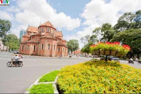 Tour Du Lịch Sài Gòn - Mekong - Củ Chi  - Tây Ninh 4 Ngày 3 Đêm